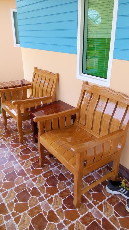 Sangtong Beach Resort Laem Sing Exterior foto